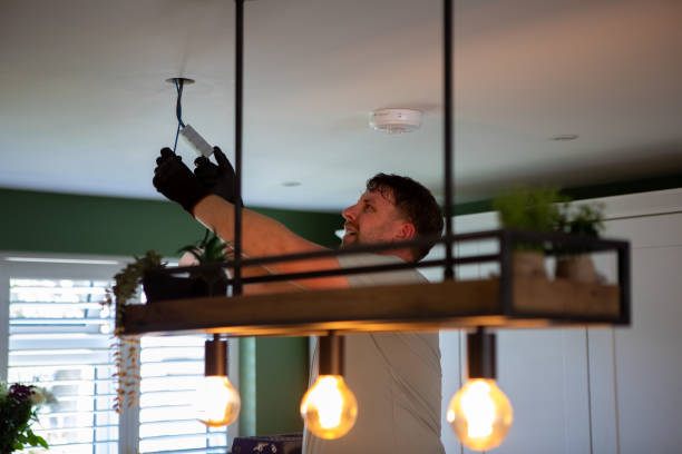 Best Licensed Electrician  in Munfordville, KY